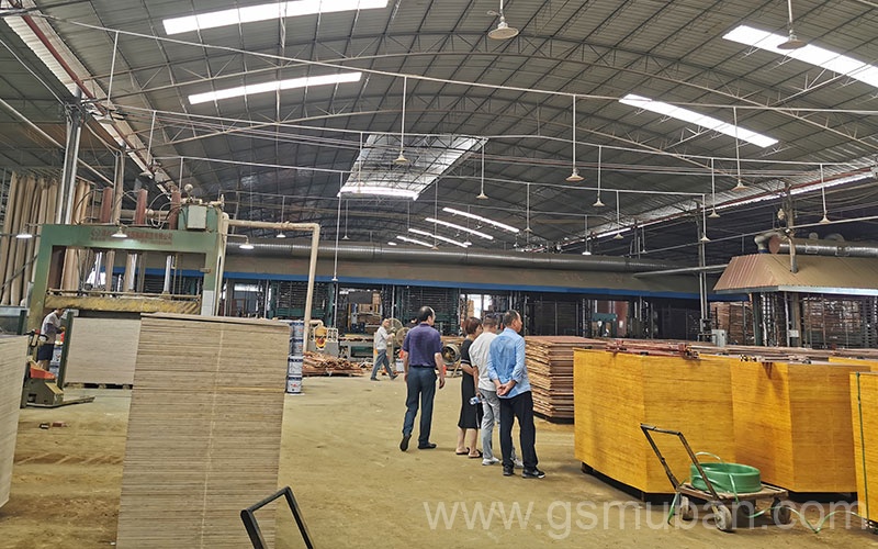 木模板使用技巧，助您完美施工！